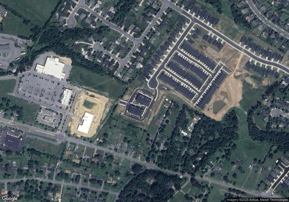 140 Mccormick Cir unit 302, Winchester, VA 22602 - photo 1