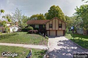 3004 Yellowstone Dr, Lawrence, KS 66047
