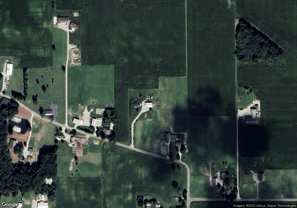 9078 W Hepton Rd, Nappanee, IN 46550 - photo 1