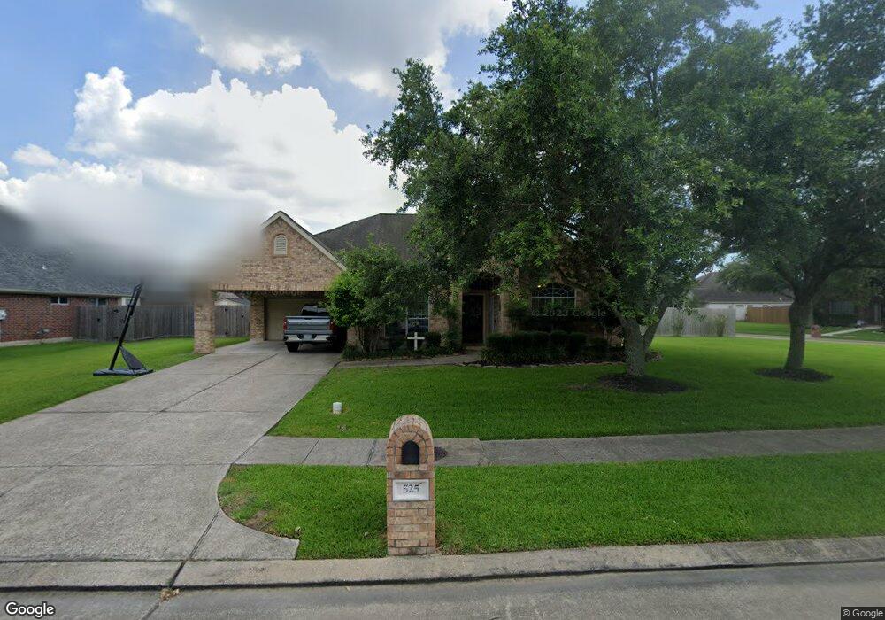 525 W Lake Dr, Friendswood, TX 77546 - photo 1