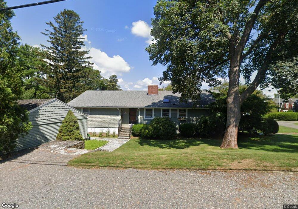 42 Cloutmans Ln, Marblehead, MA 01945 - photo 1