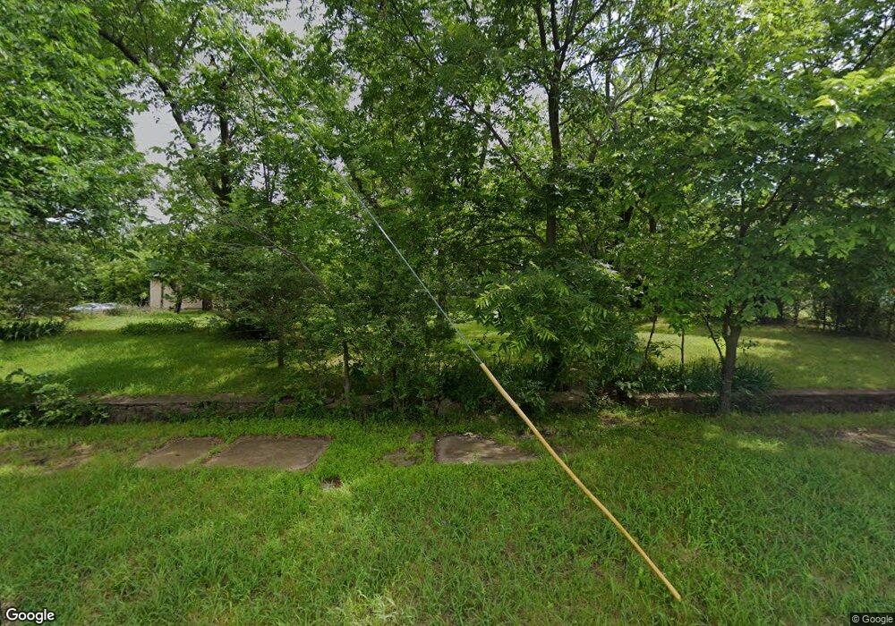 112 W Day St, Denison, TX 75021 - photo 1