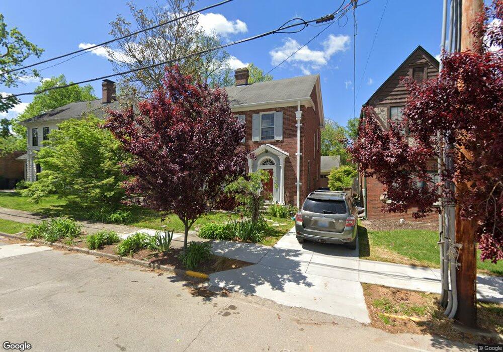 112 Shelby St, Frankfort, KY 40601 - photo 1