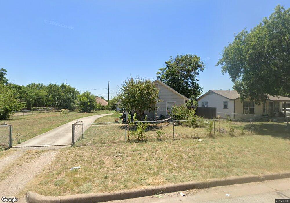 2615 NW 23rd St, Fort Worth, TX 76106 - photo 1