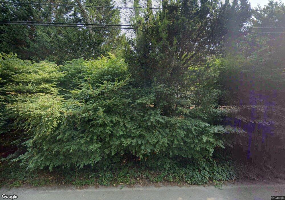 1000 Gilbert Stuart Rd, Saunderstown, RI 02874 - photo 1