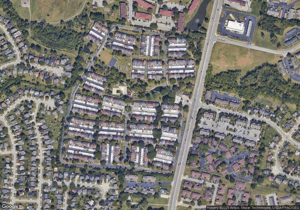 576 Dlyn St unit G6, Columbus, OH 43228 - photo 1