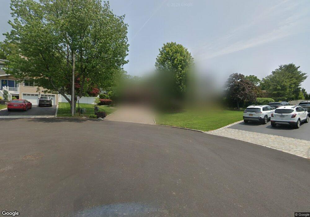 7 Hilburg Ct, Nanuet, NY 10954 - photo 1