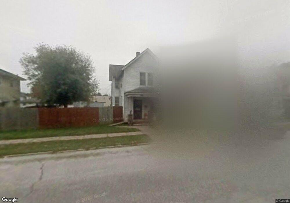 1837 W 4th St, Davenport, IA 52802 - photo 1