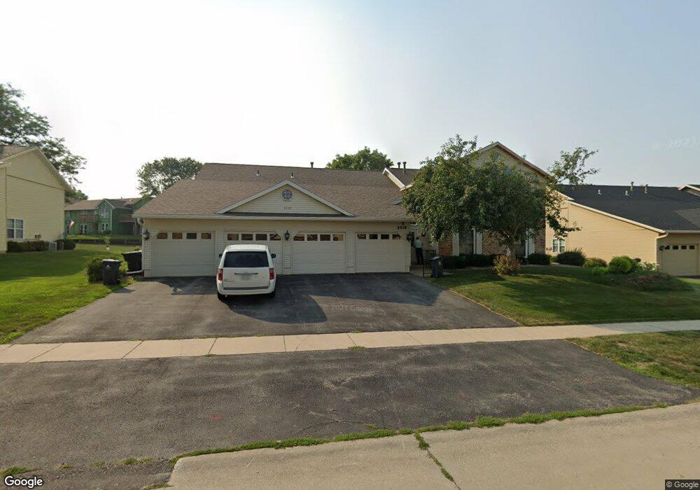 3919 Summerfield Ln NE, Cedar Rapids, IA 52402 - photo 1