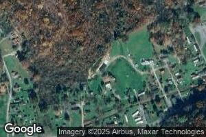 304 Cosby St, Sophia, WV 25921