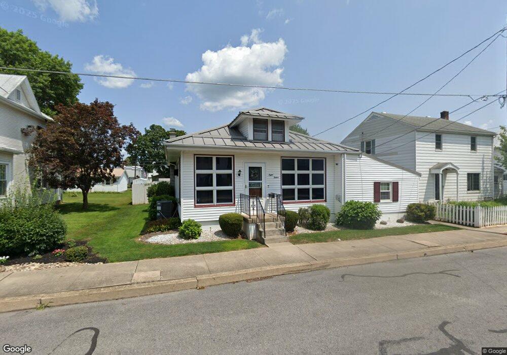 812 Elm St, Watsontown, PA 17777 - photo 1