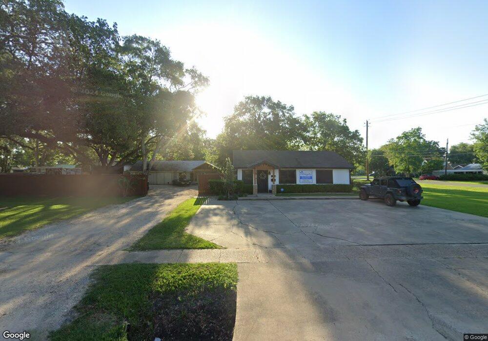 1121 8th St, Rosenberg, TX 77471 - photo 1