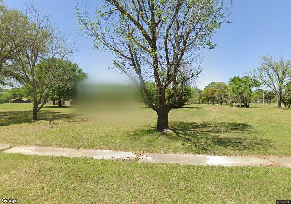 8014 Wood Canyon Dr, Houston, TX 77040 - photo 1