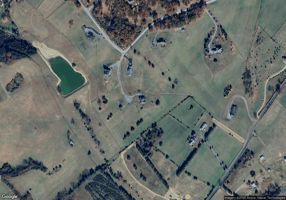 305 Henry Hill Dr, Fairfield, VA 24435 - photo 1