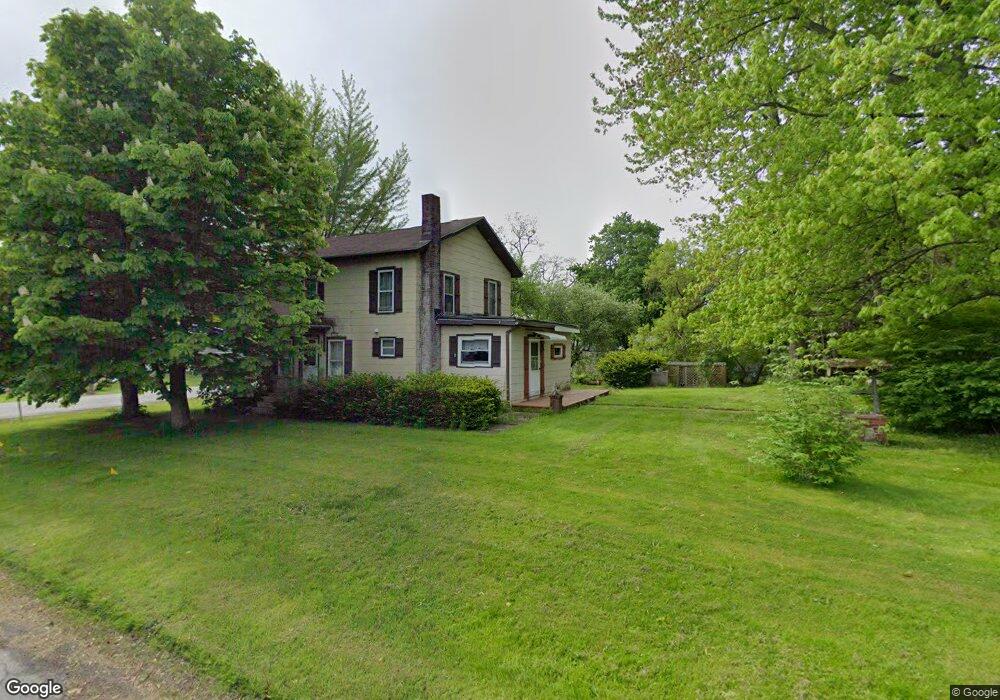 5314 W Maple Rd, Geneva, OH 44041 - photo 1