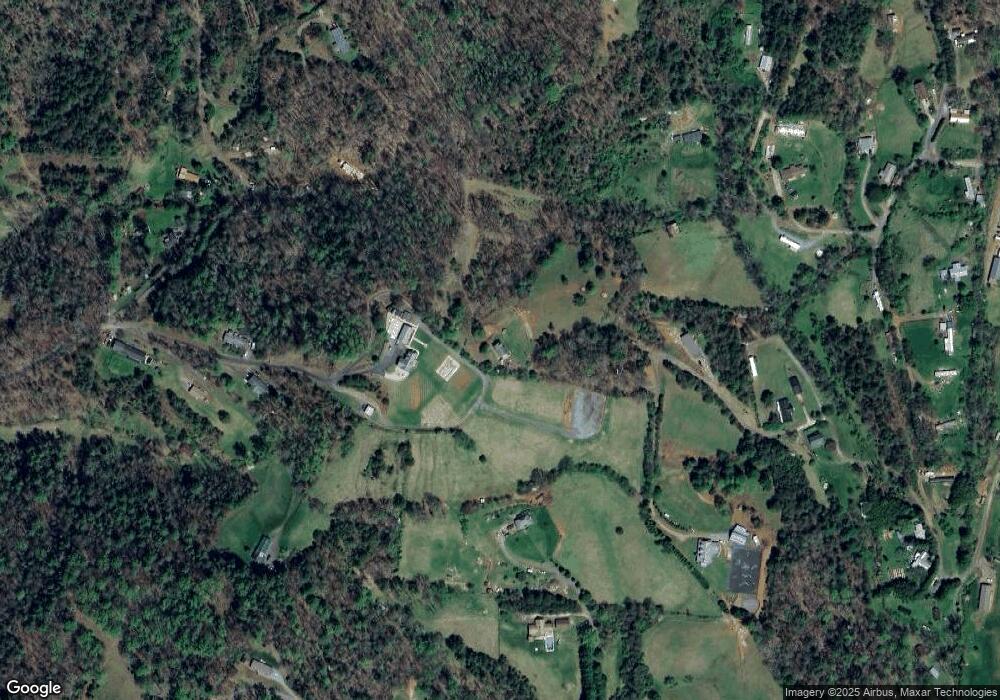 128 Horseback Ln, Marshall, NC 28753 - photo 1