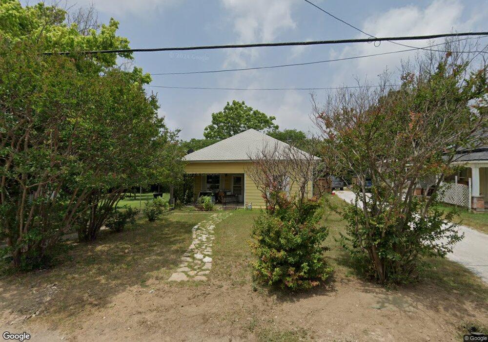 407 N Cowan St, Decatur, TX 76234 - photo 1