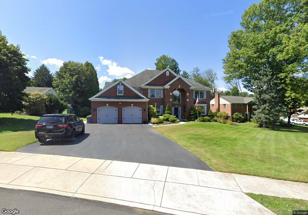 732 Hedgerow Dr, Broomall, PA 19008 - photo 1