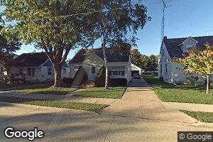 1806 Hollister Ave, Oshkosh, WI 54901