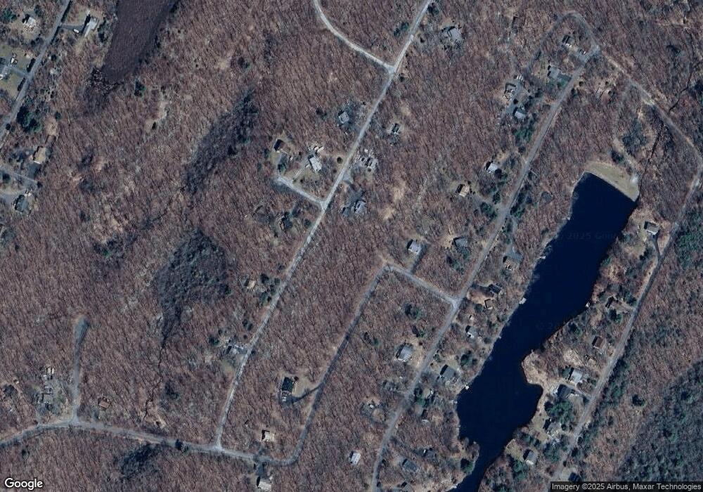 118 Hillcrest Dr, Dingmans Ferry, PA 18328 - photo 1