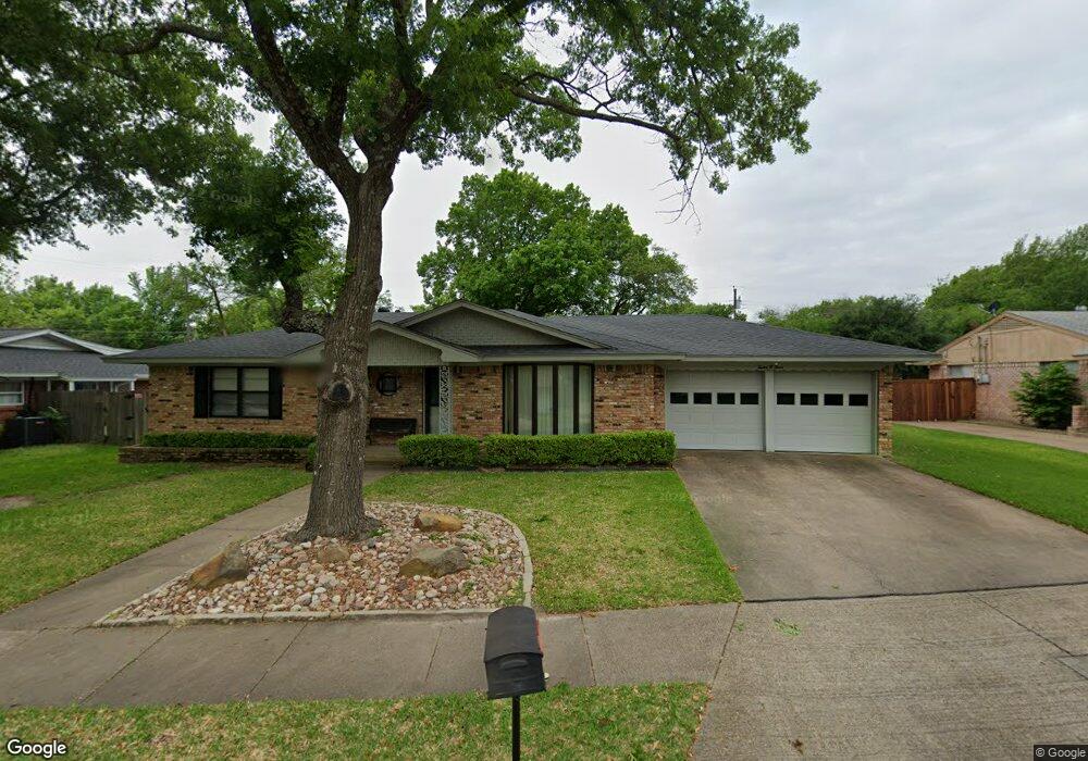1203 Sunset Dr, Ennis, TX 75119 - photo 1