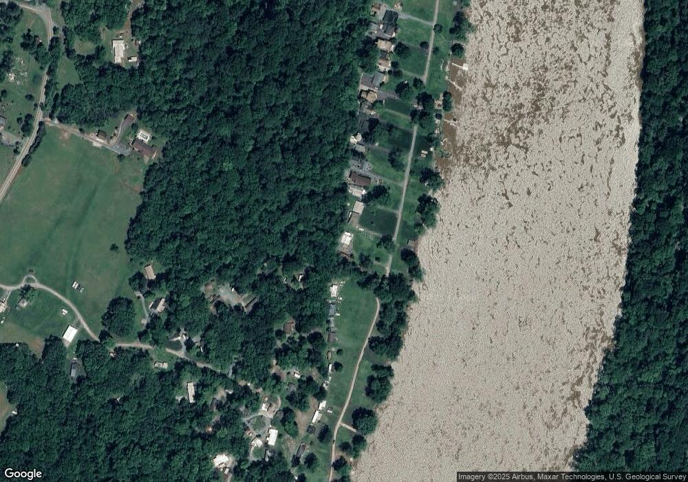 33 Mason Dr, Harpers Ferry, WV 25425 - photo 1