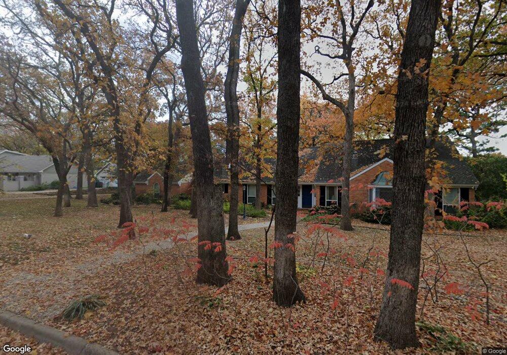 900 Ridgecrest Cir, Denton, TX 76205 - photo 1