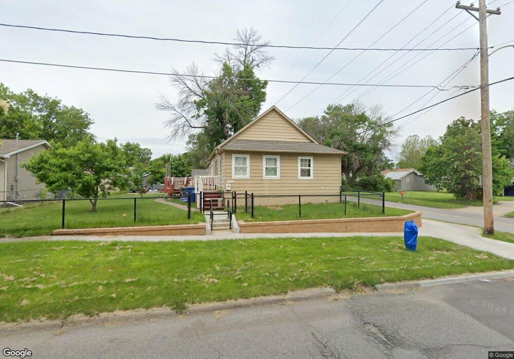 2232 E 24th St, Des Moines, IA 50317 - photo 1