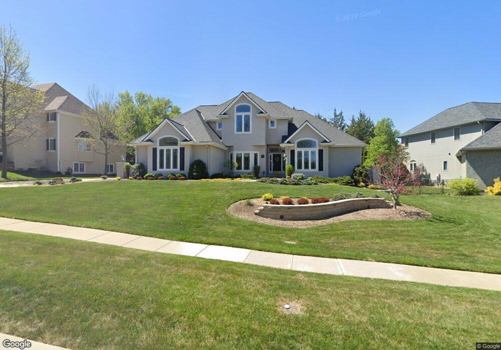 3749 SW Clarion Park Dr, Topeka, KS 66610 - photo 1