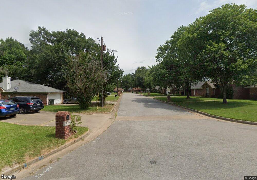 2614 Lexington Dr, Tyler, TX 75701 - photo 1