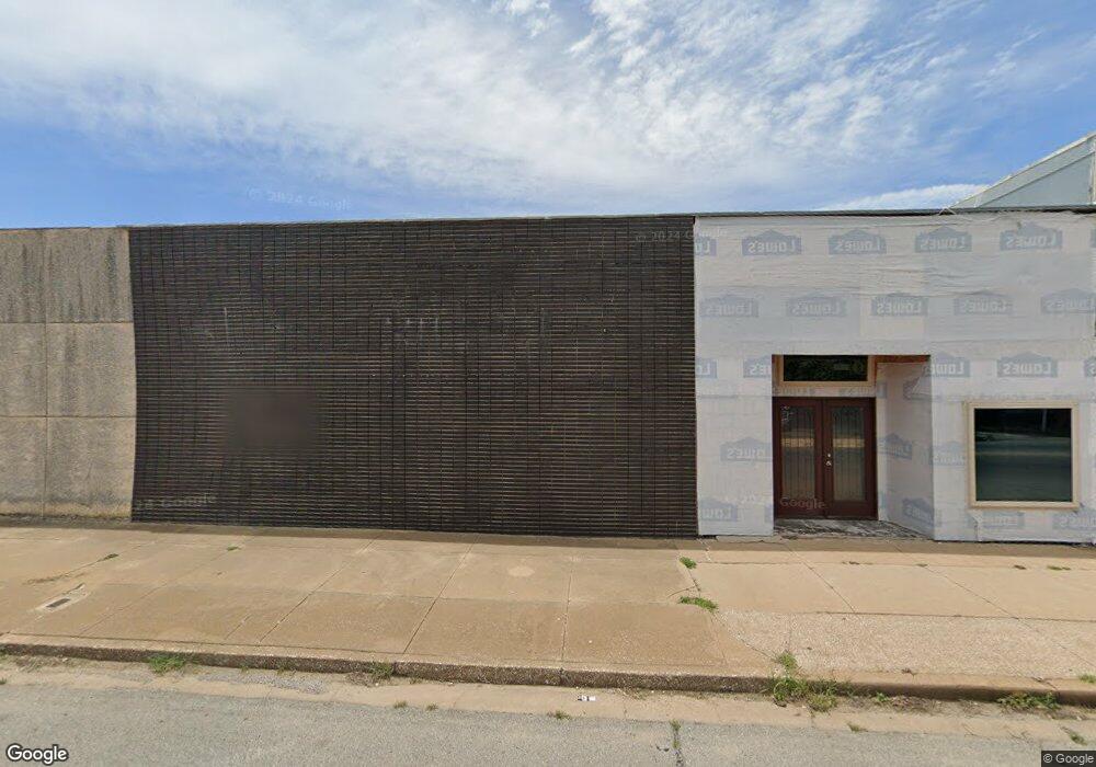 613 S Armstrong Ave, Denison, TX 75020 - photo 1