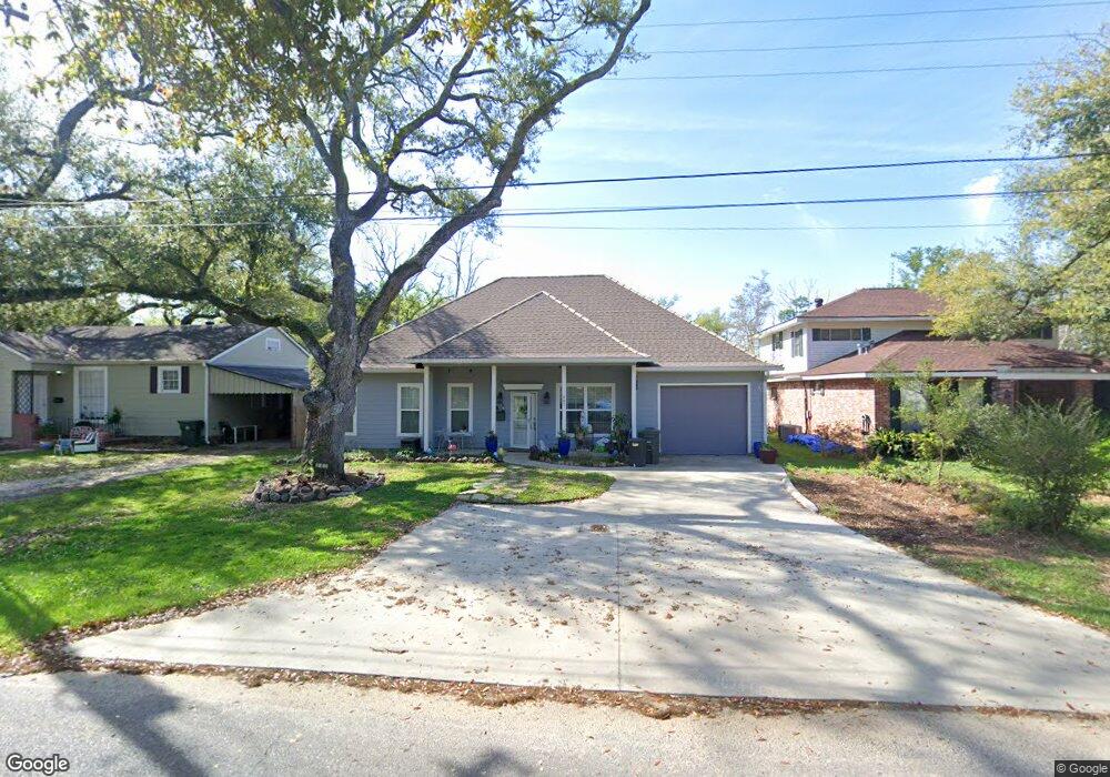 207 W Oak Ln, Lake Charles, LA 70605 - photo 1