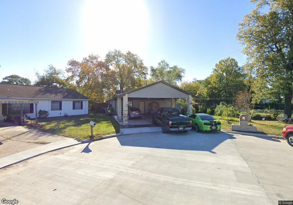 3052 Sagebrush Dr, Houston, TX 77093 - photo 1