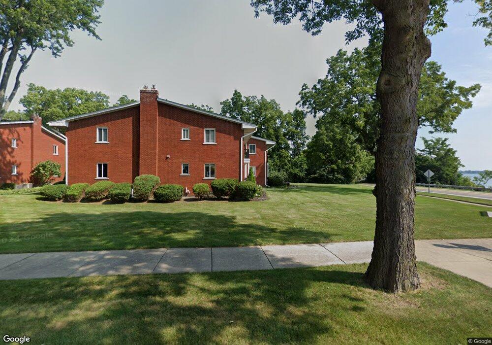 24160 E River Rd unit 1B, Grosse Ile, MI 48138 - photo 1