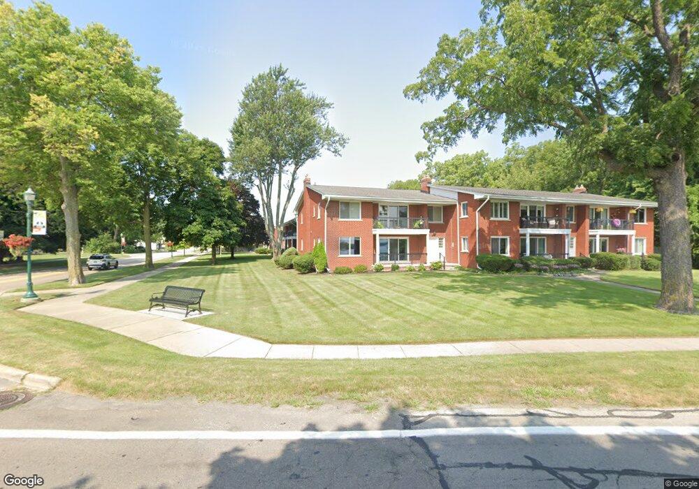 24160 E River Rd unit 3, Grosse Ile, MI 48138 - photo 1