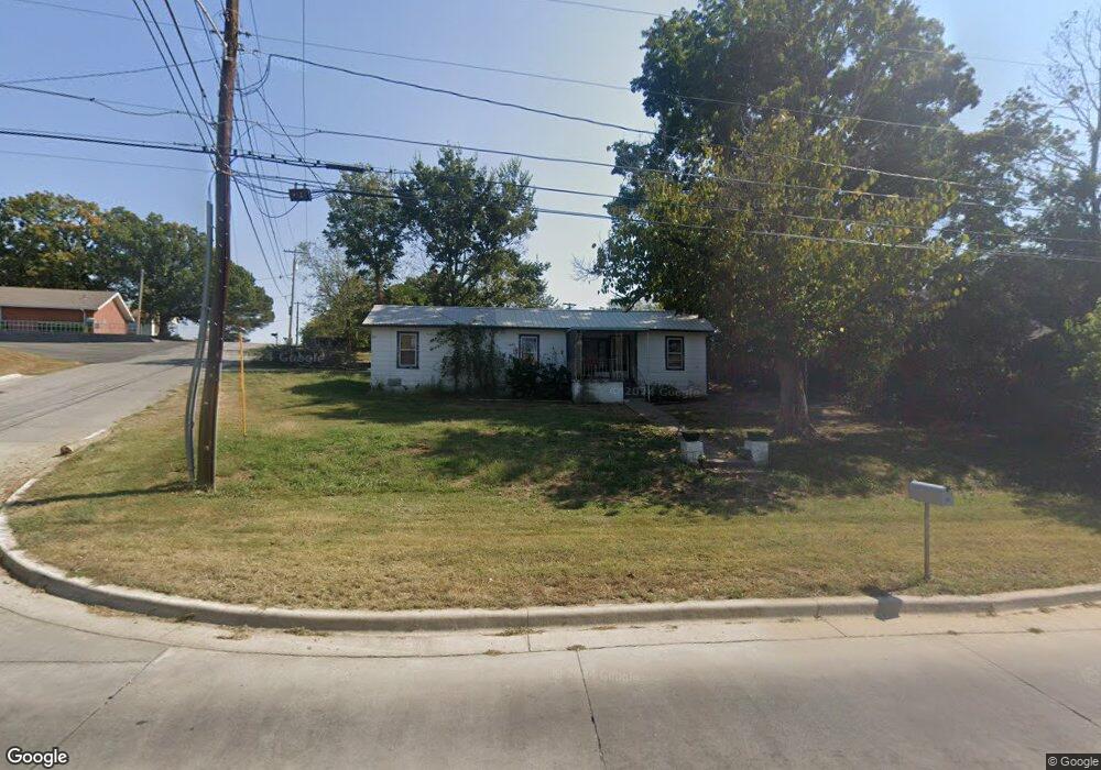 601 S Bluff Ave, Tahlequah, OK 74464 - photo 1