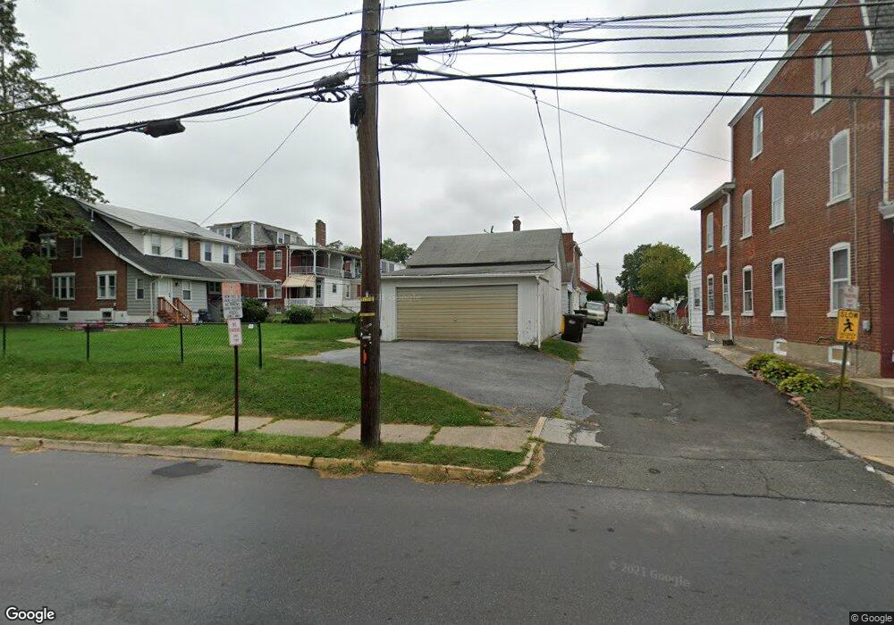 523 E 3rd St, Boyertown, PA 19512 - photo 1