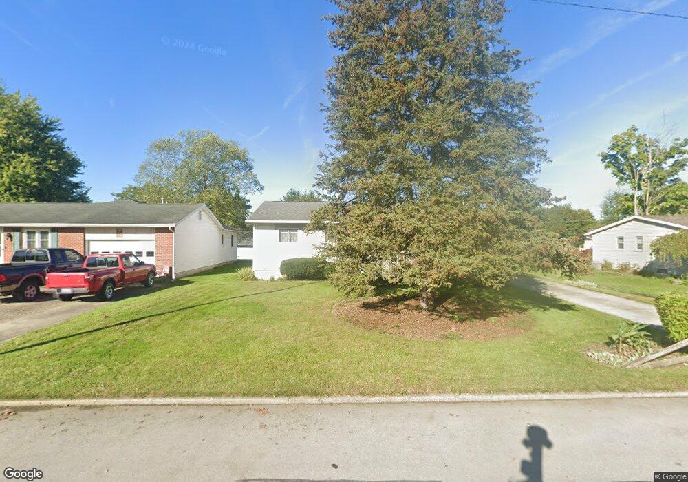 415 Erie St, Wapakoneta, OH 45895 - photo 1