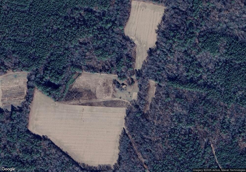 733 Popes Creek Rd, Colonial Beach, VA 22443 - photo 1