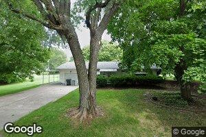 44 N Lynette Dr, Decatur, IL 62526