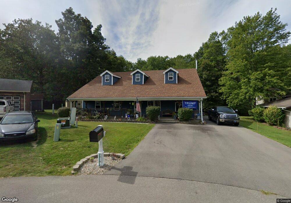 12306 S Hillview Dr, Columbus, IN 47201 - photo 1