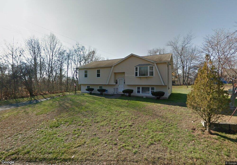 15 Travis Dr, Bridgeport, CT 06606 - photo 1