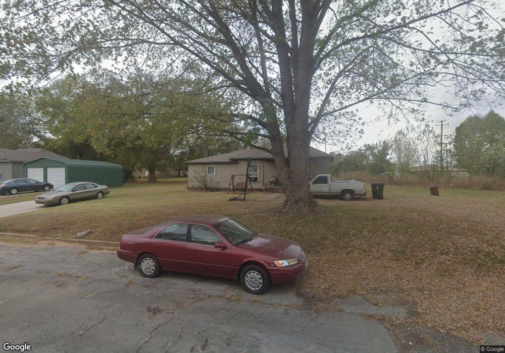 920 N Central Ave, Okmulgee, OK 74447 - photo 1
