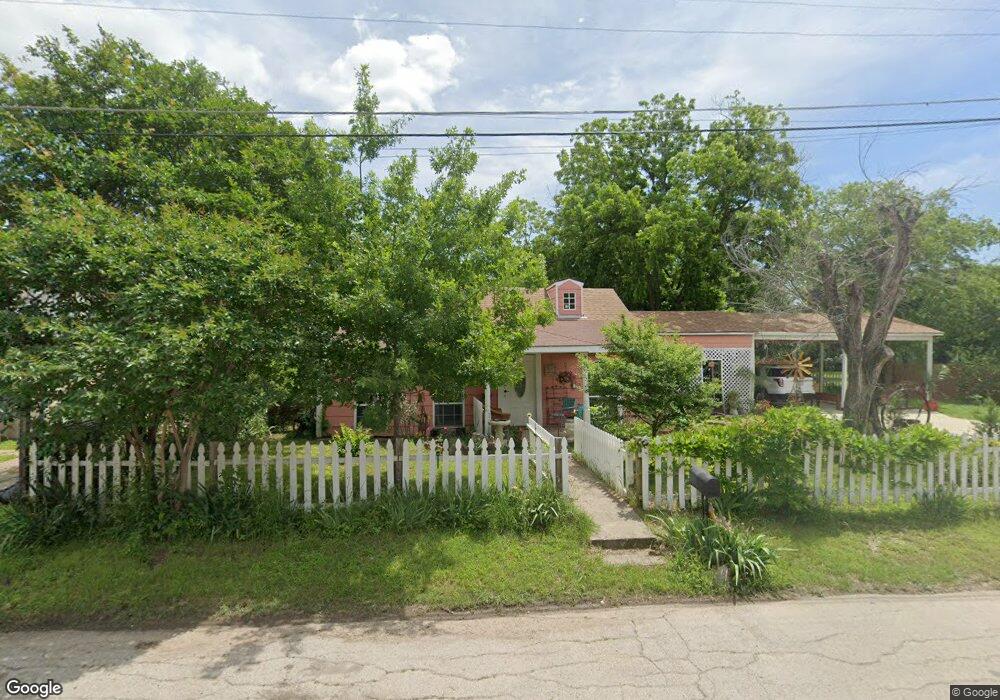 308 Evans St, Cleburne, TX 76031 - photo 1