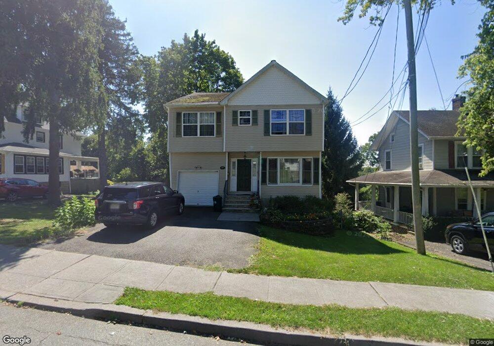 118 Center St, Clinton, NJ 08809 - photo 1