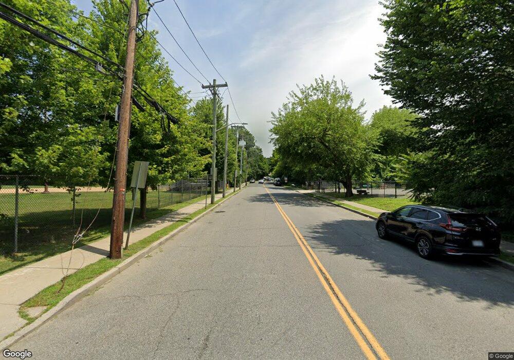 581 Main St E, West Harrison, NY 10604 - photo 1