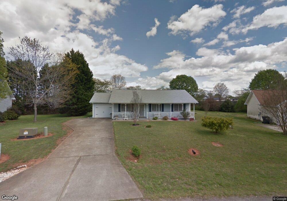 118 Candlestick Dr, Statesville, NC 28625 - photo 1