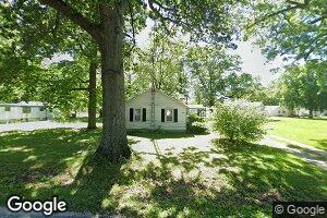 608 Capps Ave, Nokomis, IL 62075