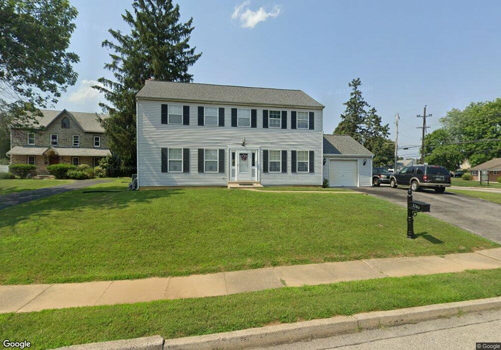 1305 Fairview Ct, Woodlyn, PA 19094 - photo 1