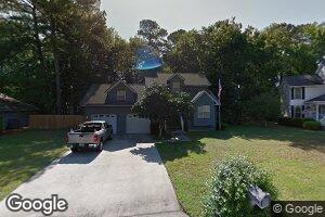 109 Coquena Cir E, Savannah, GA 31410